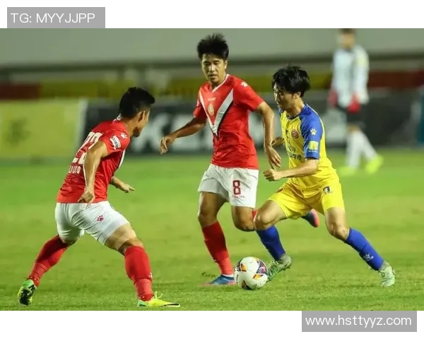 2020新故足球明星的崛起与挑战，探索他们的成长历程与未来发展潜力