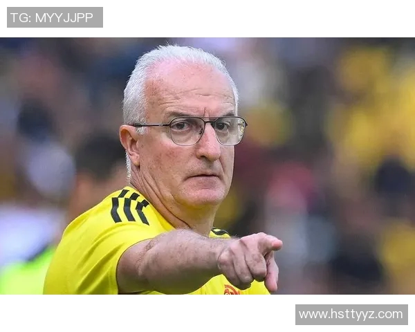 30多岁足球明星的职业生涯回顾与未来展望