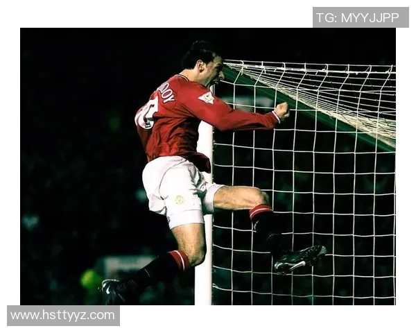 天赋异禀的足球明星如何在绿茵场上创造传奇与辉煌